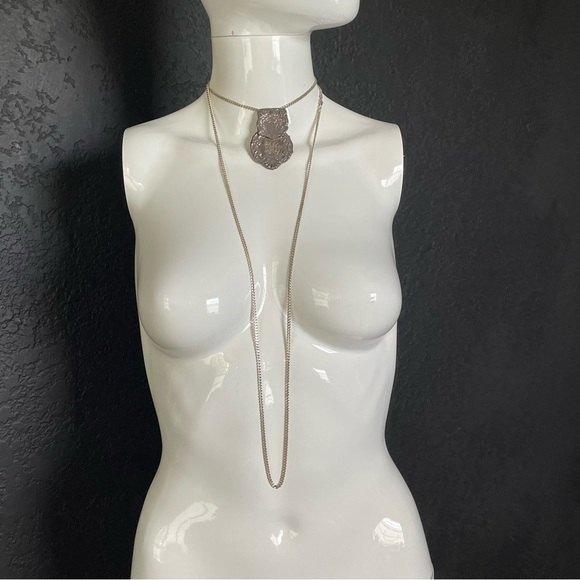 Vintage sterling Silver Knight Medallion necklace luggage Tag - Picture 6 of 16